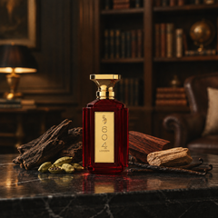 Red — 912 - Tom Ford - Oud Wood